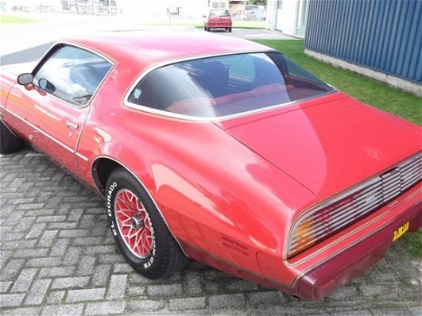 Pontiac Firebird - ESPRIT - 1