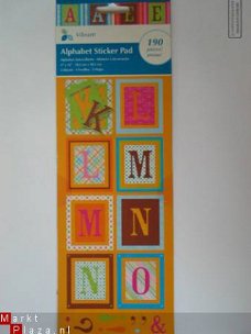 OPRUIMING  my momenta alphabet sticker pad 1