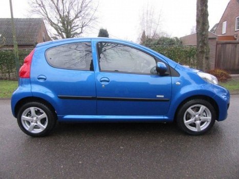 Peugeot 107 - 1.0 xs 2tronic aut AIRCO ZEER MOOI Inruil mogelijk - 1