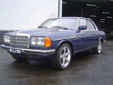 Mercedes-Benz 230 - (W123) C