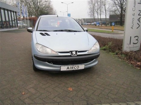 Peugeot 206 - 1.4 HDI XT /5 DRS/AIRCO/C.V./RADIO CD/STUURBEKR - 1