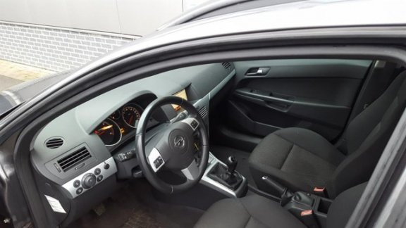 Opel Astra - 1.7 CDTi Enjoy Navi/Parkeersensor/Airco/Cruise/Apk 10-2020 - 1