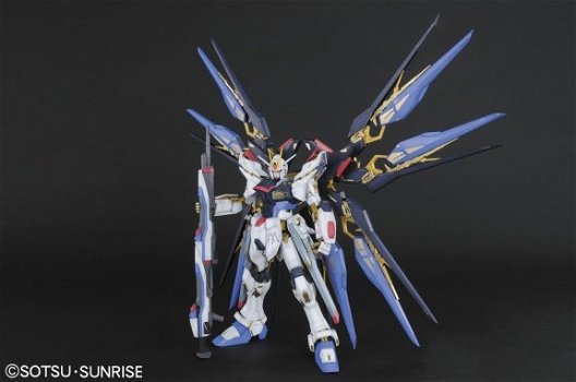 PG 1/60 ZGMF-X20A Strike Freedom Gundam - 3