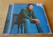 Te koop de originele CD "Pasiones" van Frank Galan.