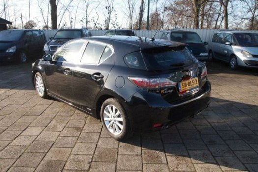 Lexus CT 200h - Hybrid - 1