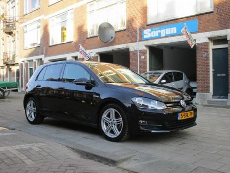 Volkswagen Golf Variant - 1.6 TDI Highline BlueMotion btw auto - 1