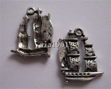 bedeltje/charm vervoer : zeilschip - 27x16 mm - 1