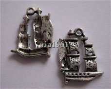 bedeltje/charm vervoer : zeilschip - 27x16 mm