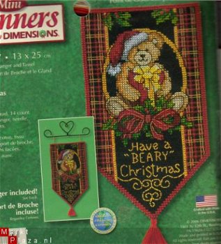 Sale Dimensions Christmas Banner Beary Christmas Hanger - 1