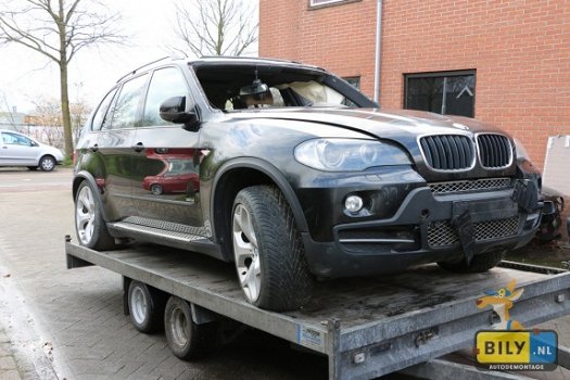 BILY in Enter BMW E70 X5 3.0D SUV 2007 Black Sapphire Metallic - 1