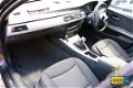 BILY in Enter, BMW, E90 320i Sedan 2005 Schwarz (2) - 5 - Thumbnail