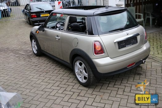 BILY Enter, MINI, R56 Coupe 2007 Sparkling Silver Metallic - 4