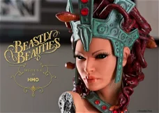 HMO - Beastly Beauties Bust Medusa