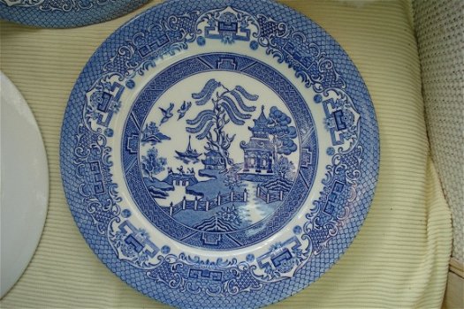 3 chinese borden made in ENGLAND 26 CM blauw/wit aardewerk Bieden exclusief verzendkosten van 6,95 - 3