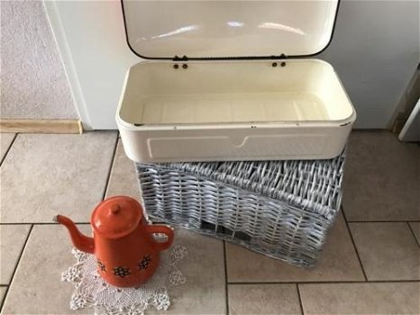 Leuke vintage Emaille broodtrommel met oranje deksel * - 3