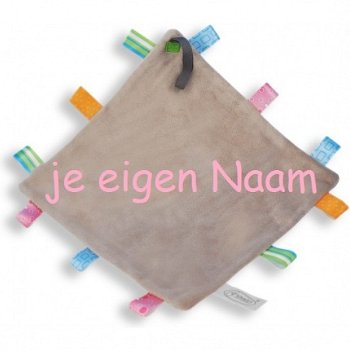 labeldoekje inclusief naam borduren - 1