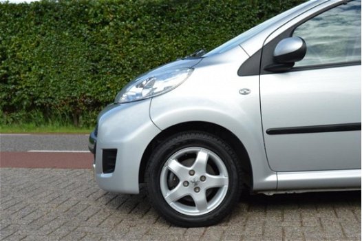 Peugeot 107 - 1.0-12V Black & Silver - 1