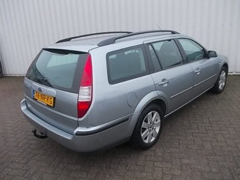 Ford Mondeo Wagon - 1.8-16V FIRST EDITION - 1