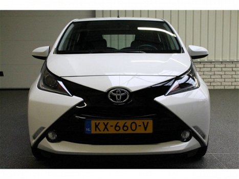 Toyota Aygo - 1.0 VVT-i X-Play 5-Drs - 1