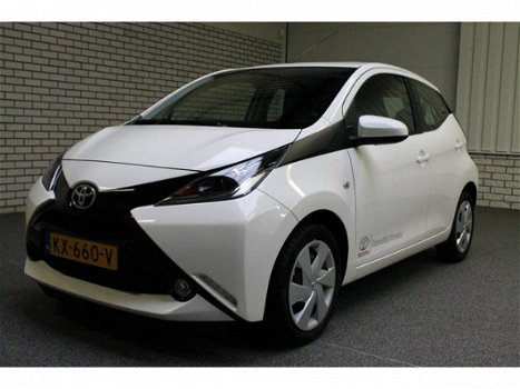 Toyota Aygo - 1.0 VVT-i X-Play 5-Drs - 1