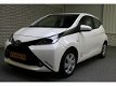 Toyota Aygo - 1.0 VVT-i X-Play 5-Drs - 1 - Thumbnail