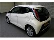 Toyota Aygo - 1.0 VVT-i X-Play 5-Drs - 1 - Thumbnail