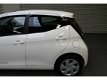 Toyota Aygo - 1.0 VVT-i X-Play 5-Drs - 1 - Thumbnail