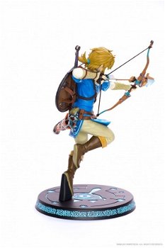Zelda Breath of the Wild Link Statue First4Figures - 5