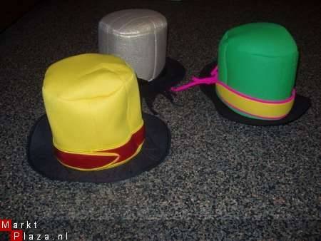 Hoge hoeden voor bij clownspak - 1
