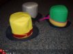 Hoge hoeden voor bij clownspak - 1 - Thumbnail