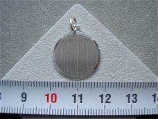 Zilveren graveerhangertje, 18 mm (glad randje)