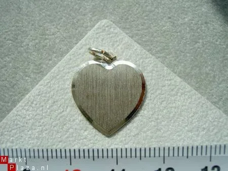 Zilveren graveerhartje, 18 mm (glad randje) - 1