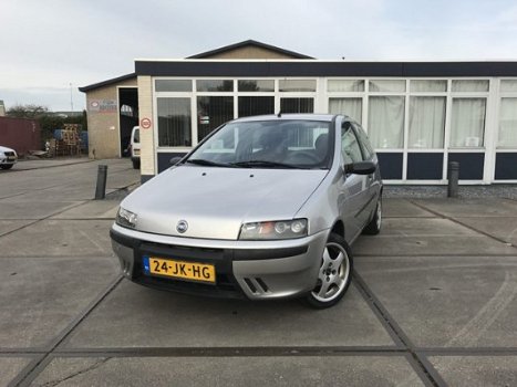 Fiat Punto - Stuurbekrachtiging / Nieuwe APK / NAP -1.2 ELX - 1