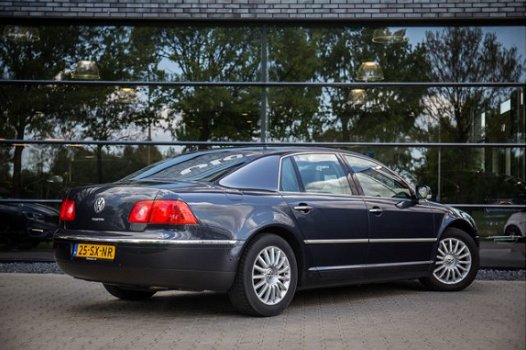 Volkswagen Phaeton - 3.0 TDI 5P. HIGHLINE , PDC, Bi-Xenon, Lederen bekleding, Geventileerde stoelen, - 1