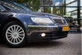 Volkswagen Phaeton - 3.0 TDI 5P. HIGHLINE , PDC, Bi-Xenon, Lederen bekleding, Geventileerde stoelen, - 1 - Thumbnail