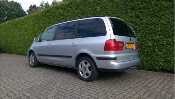 Seat Alhambra - 1.9 TDI-115PK Sport./6versn./7pers./Trekhaak - 1