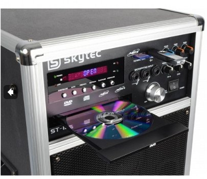 skyTec	ST-120 Mobiele Geluidsinstallatie DVD/MP3/SD/USB/VHF - 2