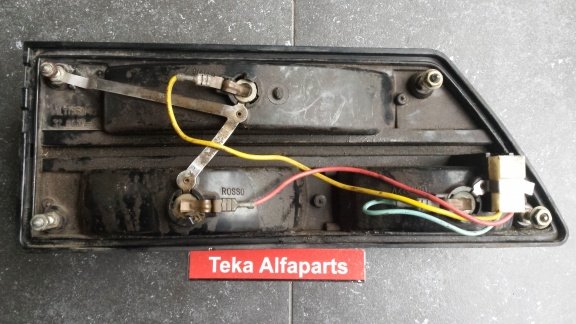 Alfa Romeo Alfasud Sprint Achterlicht Altissimo 32 8637-S Links Used - Afbeelding 5