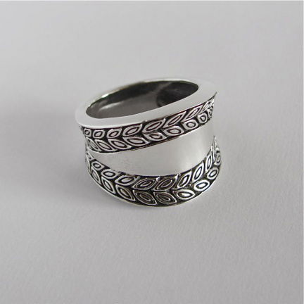 NIEUW Brede zilveren RING, takjes, verkrijgbaar in 4 ringmaten, INCLUSIEF VERZENDEN. - Afbeelding 5