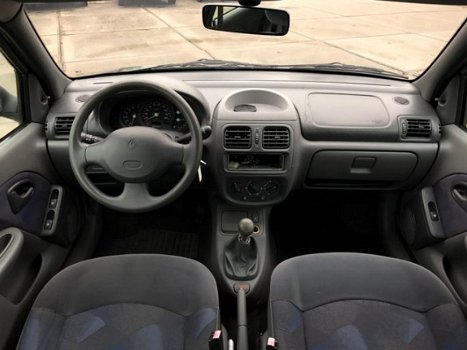 Renault Clio - Stuurbekrachtiging/Elek.ramen/Nieuwe APK/5Deurs/ 1.2 RT - 1