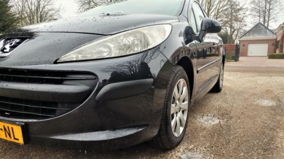 Peugeot 207 - 1.4 X-line - 1