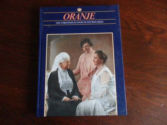 Ons vorstenhuis door de eeuwen heen. - nr. 1