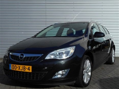 Opel Astra Sports Tourer - 1.4 COSMO - 1