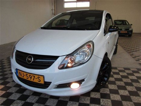 Opel Corsa - 1.4-16v Opc-Line Nieuw Staat - 1