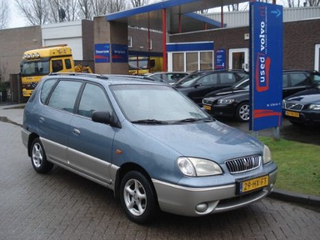 Kia Carens - 1.8 LS - 1