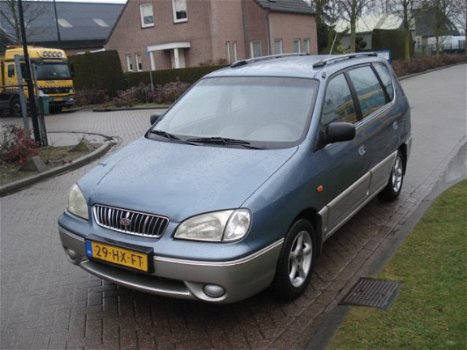 Kia Carens - 1.8 LS - 1