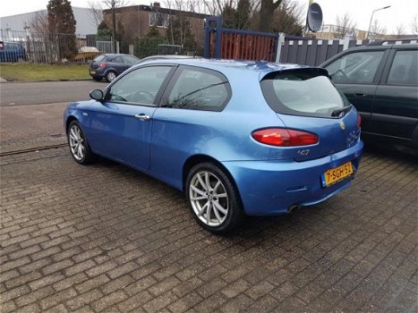 Alfa Romeo 147 - 1.6 T.Spark Distinctive LPG - G/3 - 1