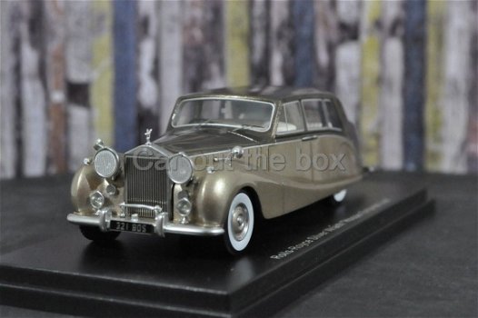 Rolls Royce Silver Wraith Hooper Empress line bruin 1:43 Bos - 2