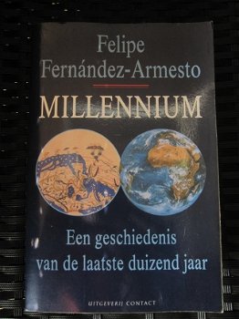 MILLENNIUM, een geschiedenis laatste 1000 jaar. - 1