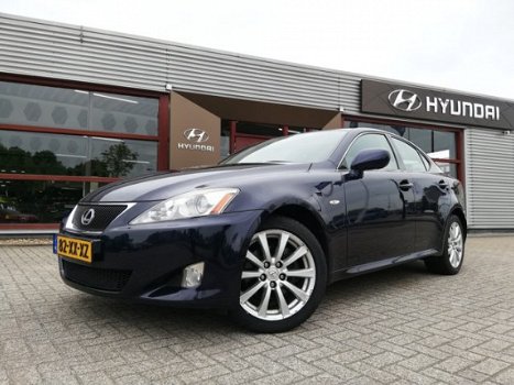 Lexus IS - 220d Business Luxury | Leder | Navi | Cruise & Climate Control - 1